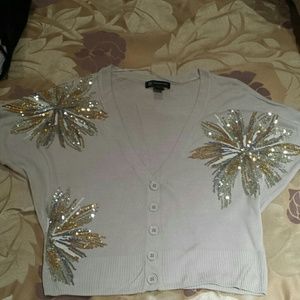 Beautiful sequin top.